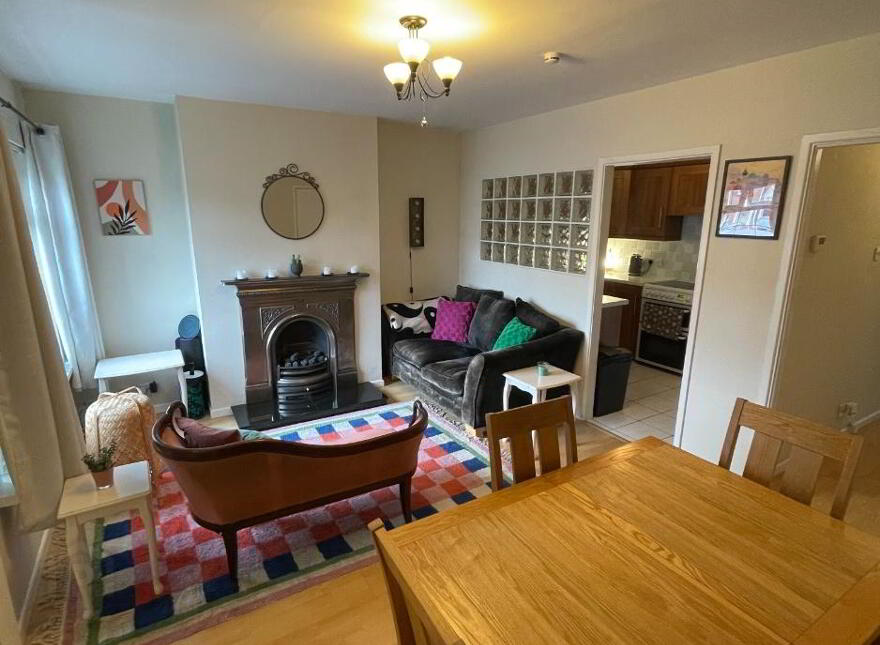 27A Eastleigh Dale, Belfast, BT4 3DT