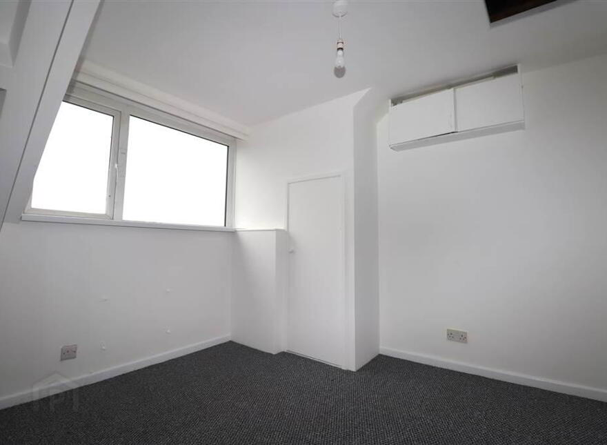 4a High Street, Ballynahinch, BT24 8AB
