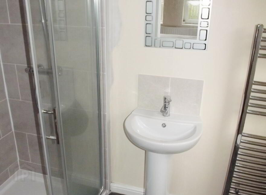 4 Magheraknock Park, Ballynahinch, BT24 8TJ