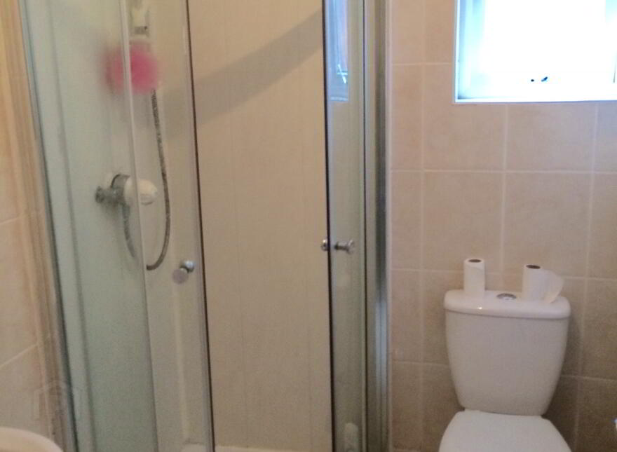 Room 6, 13 Delhi Street, Ormeau Road, Belfast, BT7 3AJ