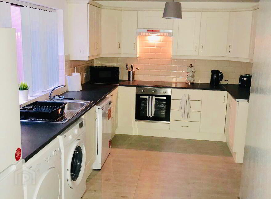 Magdela Street, Botanic, Belfast, BT7 1PV