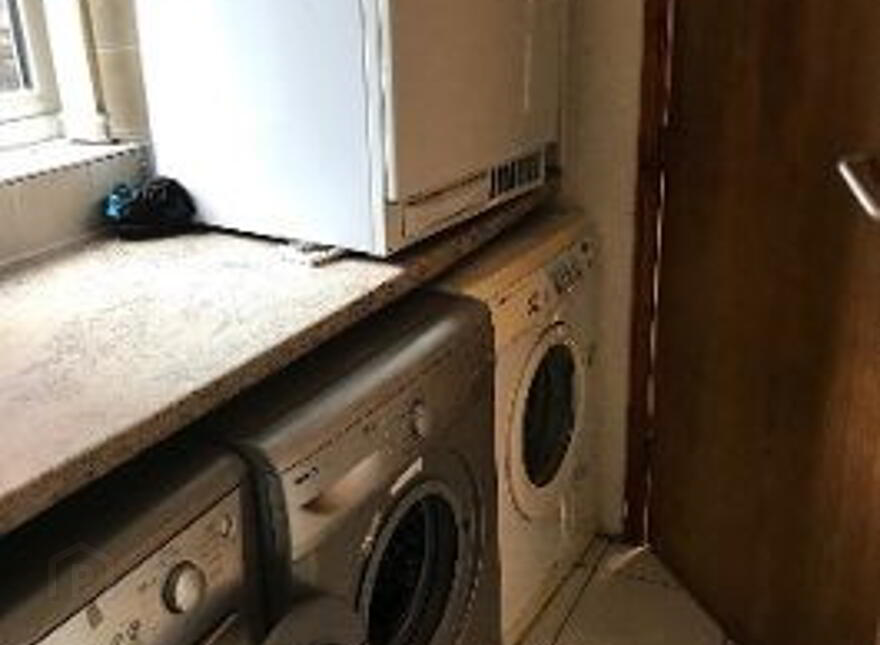 Room 3, 20 Ireton Street, Botanic, Belfast, BT7 1LH