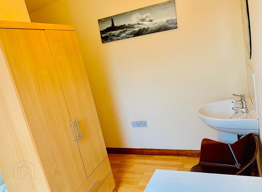 Room 7, 20 Ireton Street, Botanic, Belfast, BT7 1LH