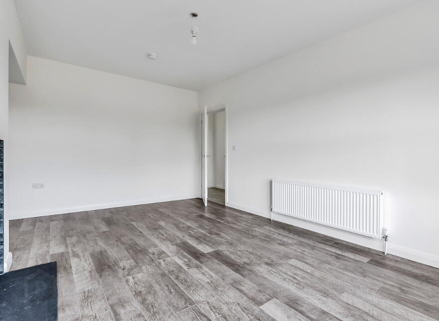 HT - 1, Loughmuck Meadows, Fintona, Omagh, BT78 2FF