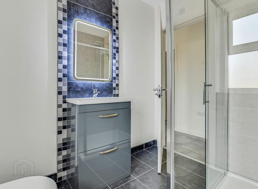 HT - 1, Loughmuck Meadows, Fintona, Omagh, BT78 2FF