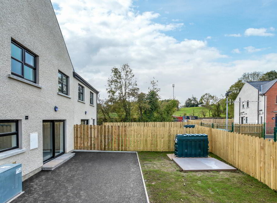 HT - 1, Loughmuck Meadows, Fintona, Omagh, BT78 2FF
