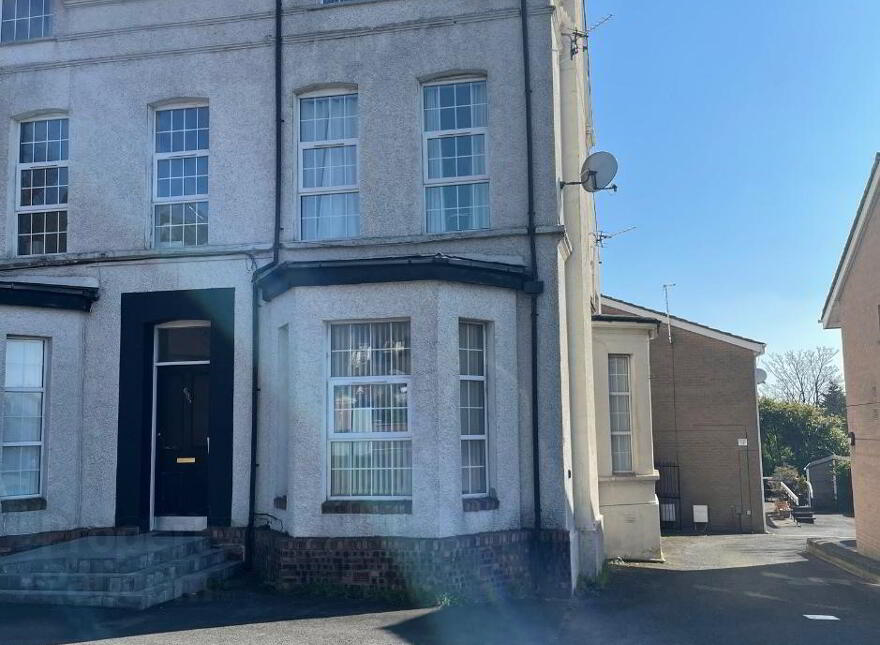 Apt 1 Castleview House, 695 Antrim Road, Belfast, BT15 4EH photo