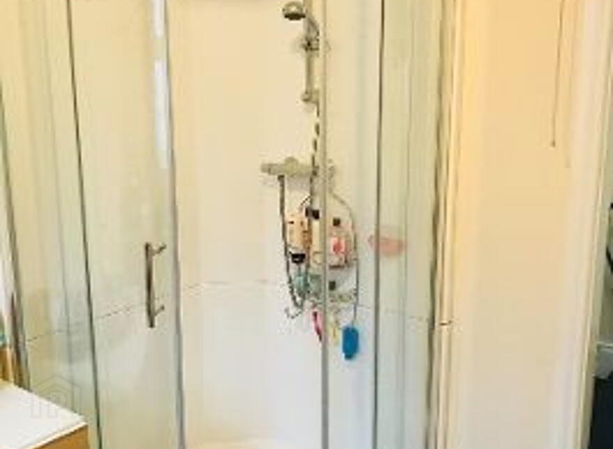 Room 5, 1 Sandymount Street, Stranmillis, Belfast, BT9 5DP