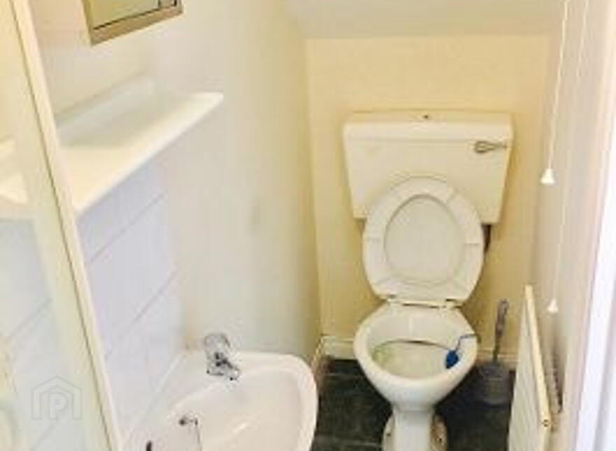 Rathcoole Street, Lisburn Road, Belfast, BT9 7GA