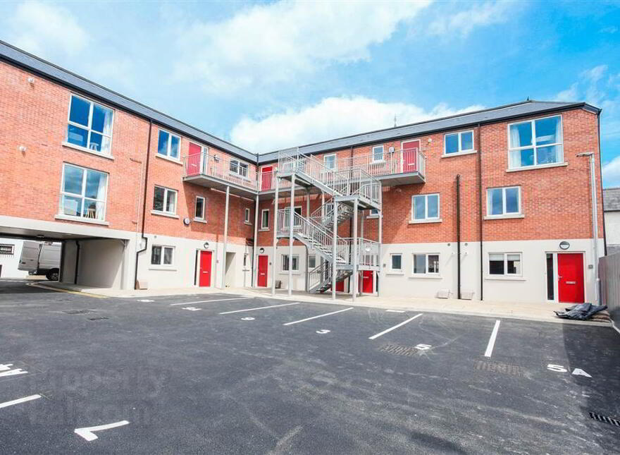 Apt 7, Hillview Avenue, Belfast, BT5 6JR photo