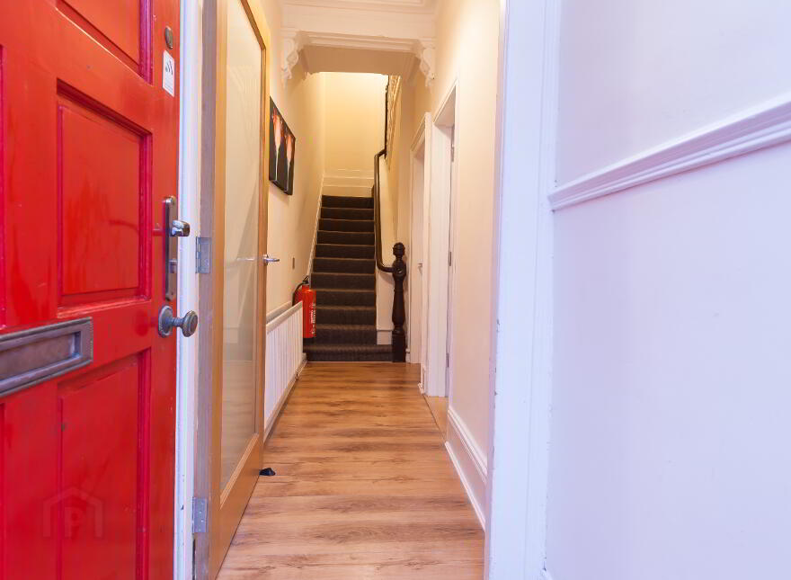 Room 4, 21 Willowbank Gardens, North Belfast, Belfast, BT15 5AH