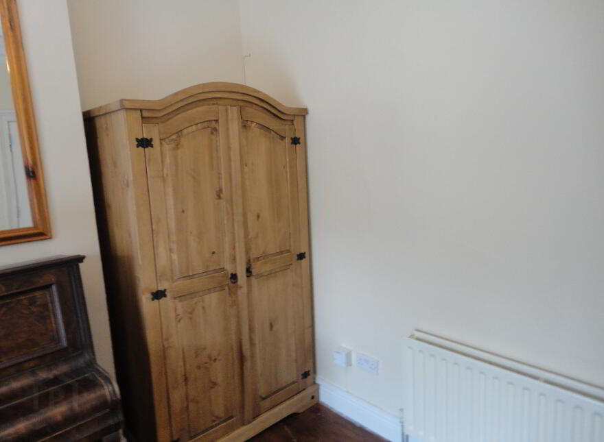STUDENT ACCOMMODATION, 8 Asylum Road, Derry, BT48 7DX