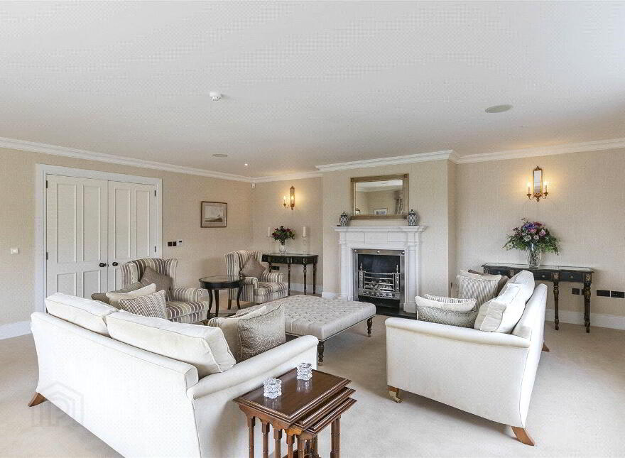 Ballyurnanellan House, 84a Newtownards Road, Greyabbey, Newtownards, BT22 2QJ
