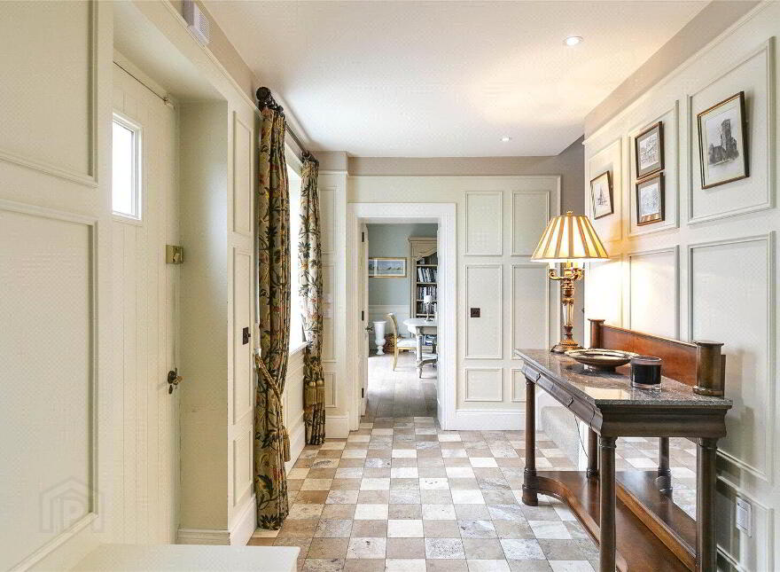 Ballyurnanellan House, 84a Newtownards Road, Greyabbey, Newtownards, BT22 2QJ