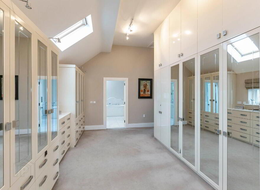 Ballyurnanellan House, 84a Newtownards Road, Greyabbey, Newtownards, BT22 2QJ