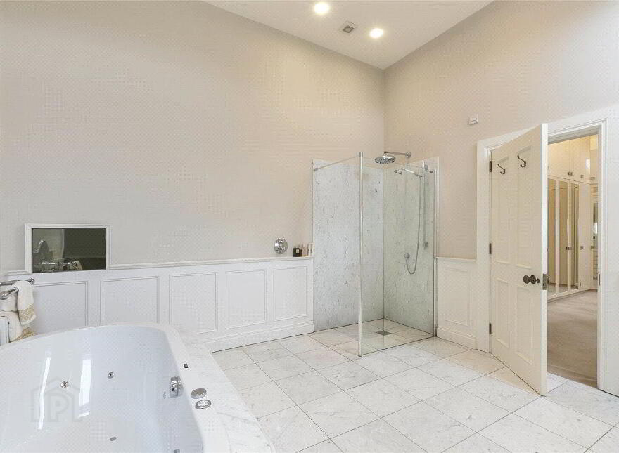 Ballyurnanellan House, 84a Newtownards Road, Greyabbey, Newtownards, BT22 2QJ