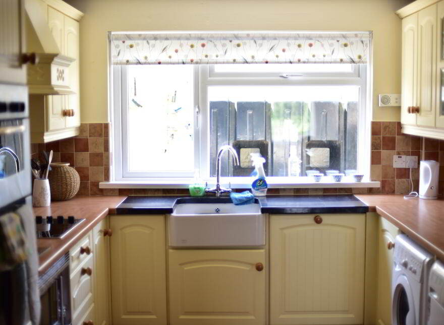 4 Brookvale Terrace (Student Let), Portrush, BT56 8EY