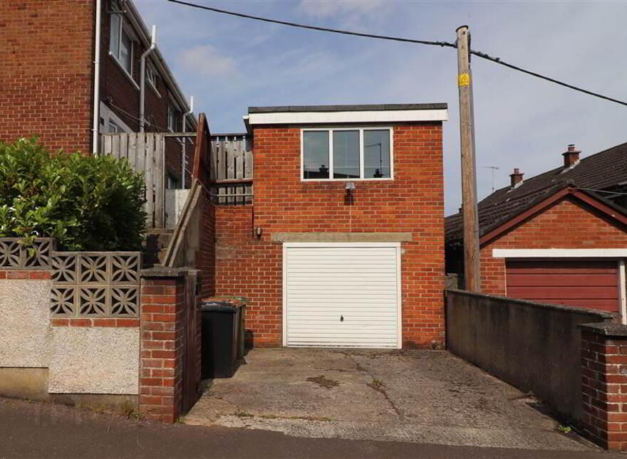 30 Brookvale Rise, Lisburn, BT28 1DE