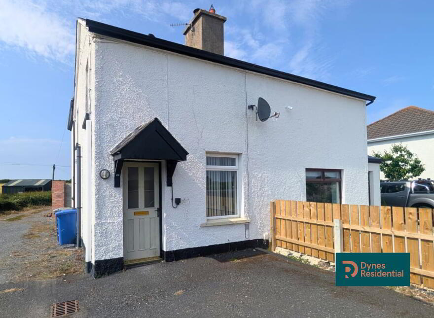 83 Newtownards Road, Donaghadee, BT21 0PT
