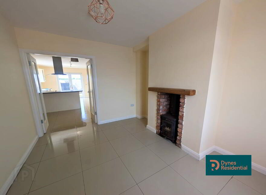 83 Newtownards Road, Donaghadee, BT21 0PT