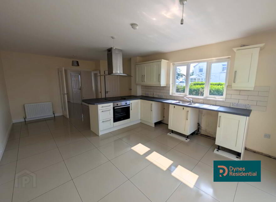83 Newtownards Road, Donaghadee, BT21 0PT