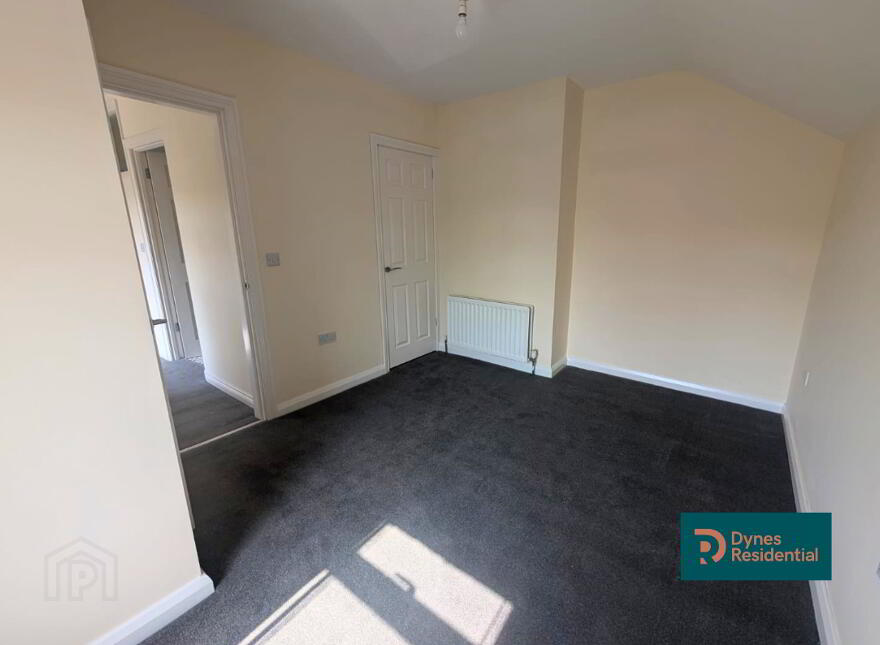 83 Newtownards Road, Donaghadee, BT21 0PT