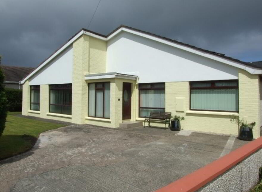 6 Apollo Road (holiday Let 2023), Portstewart, BT55 7PX photo