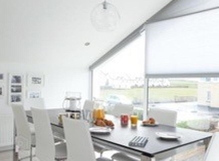 The White House, 47 Ballyreagh Road, Portrush, BT56 8LT
