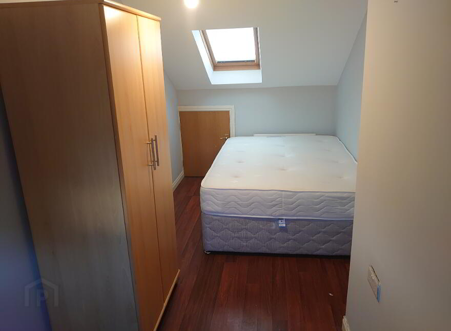 71 Tates Avenue, Belfast, BT9 7BZ