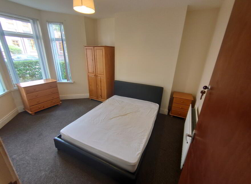 63 Rugby Avenue, Belfast, BT7 1RE