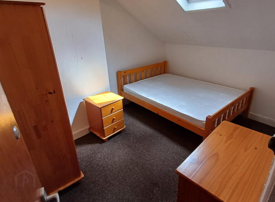 65 Rugby Avenue, Belfast, BT7 1RE