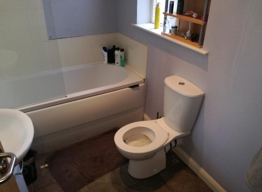 Apt 2, 7 Dunluce Avenue, Belfast, BT9 7AW