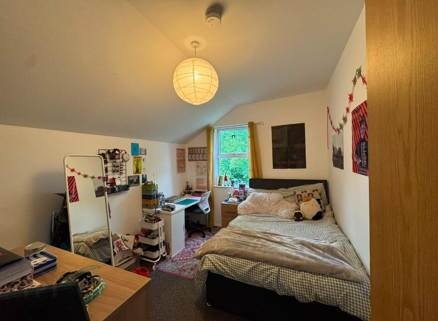 Apt 3, 7 Dunluce Avenue, Belfast, BT9 7AW
