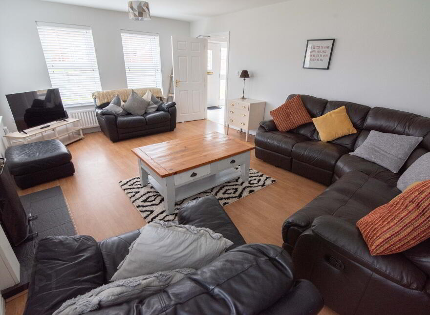 2 Hopefield Grange, Portrush, BT56 8QD