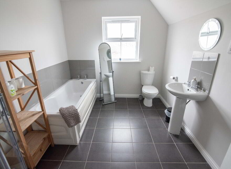 2 Hopefield Grange, Portrush, BT56 8QD