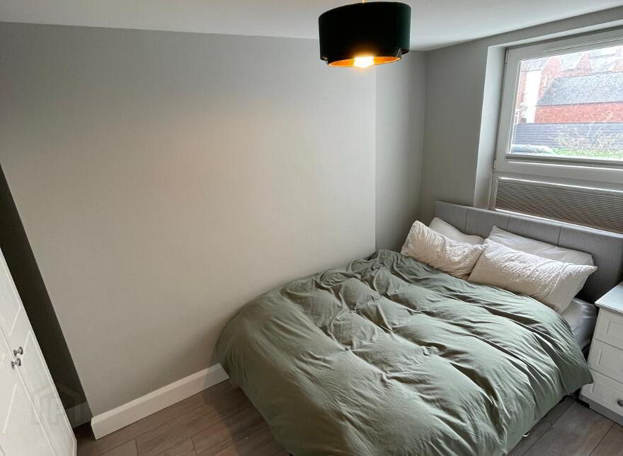 Unit 2, 113 Eglantine Avenue, Belfast, BT9 6EX