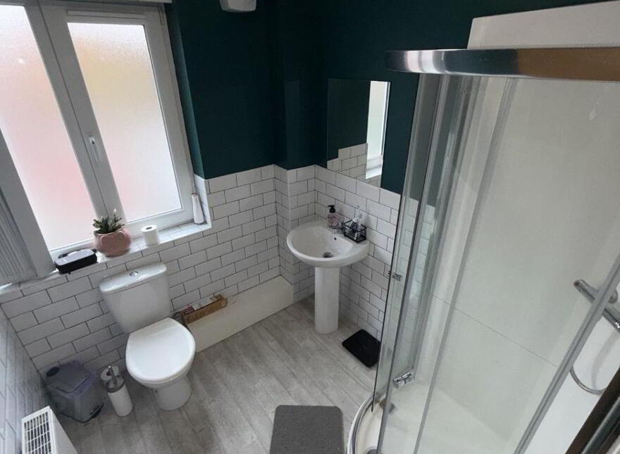 Unit 3, 113 Eglantine Avenue, Belfast, BT9 6EX