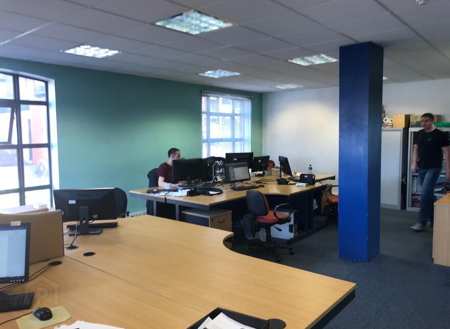 12d Clarendon Road, Belfast, BT1 3BG
