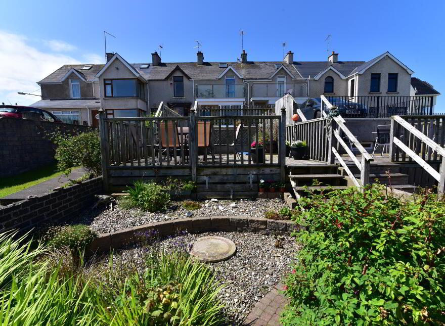 4 Brookvale Terrace, Portrush, BT56 8EY