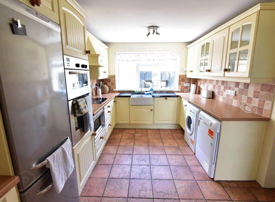 4 Brookvale Terrace, Portrush, BT56 8EY