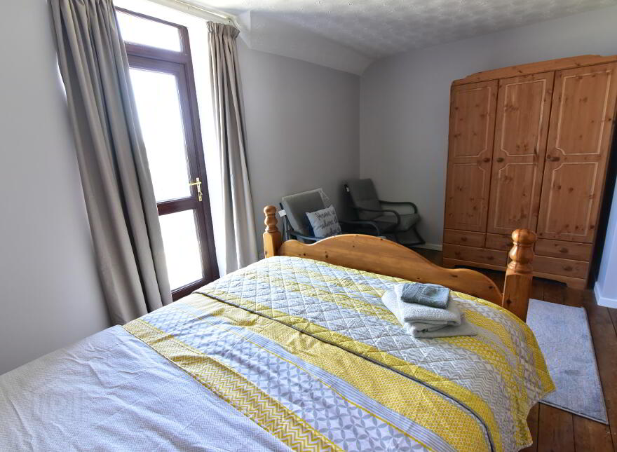 4 Brookvale Terrace, Portrush, BT56 8EY