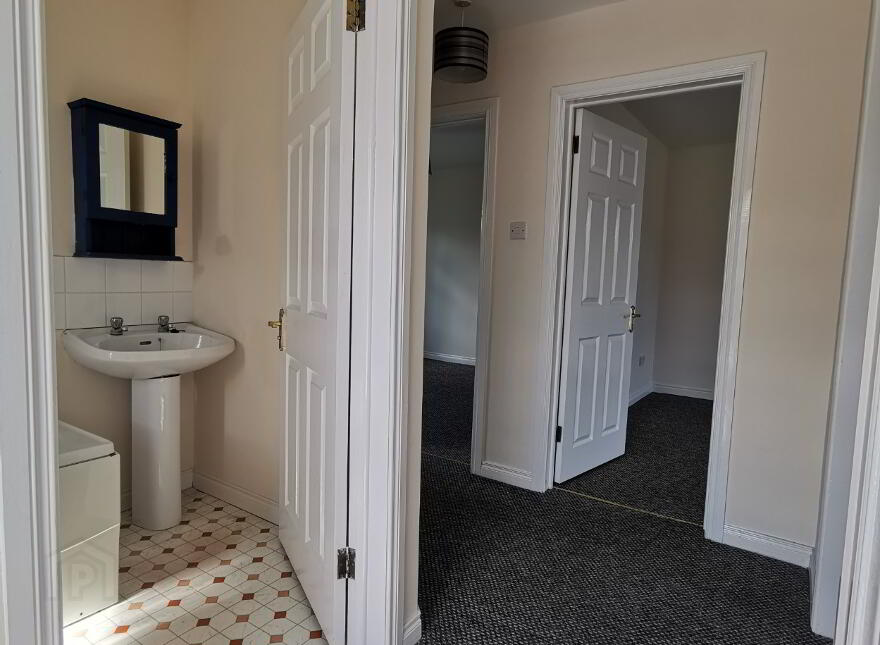 80A Rossdale, Londonderry, BT47 5RD
