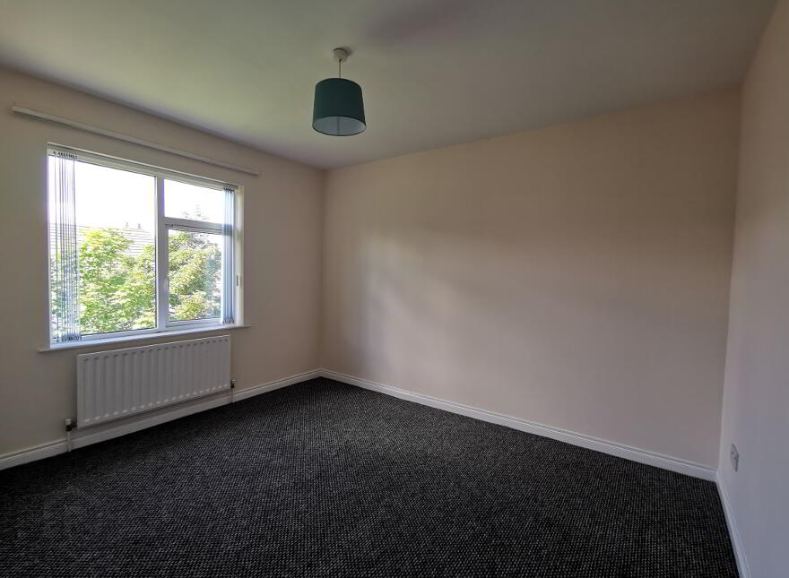 80A Rossdale, Londonderry, BT47 5RD
