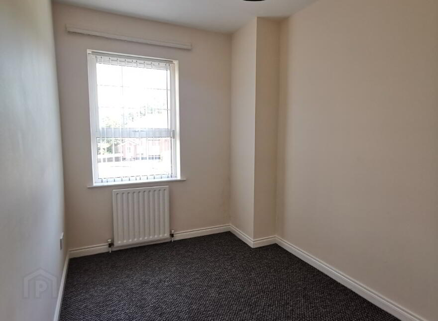 80A Rossdale, Londonderry, BT47 5RD