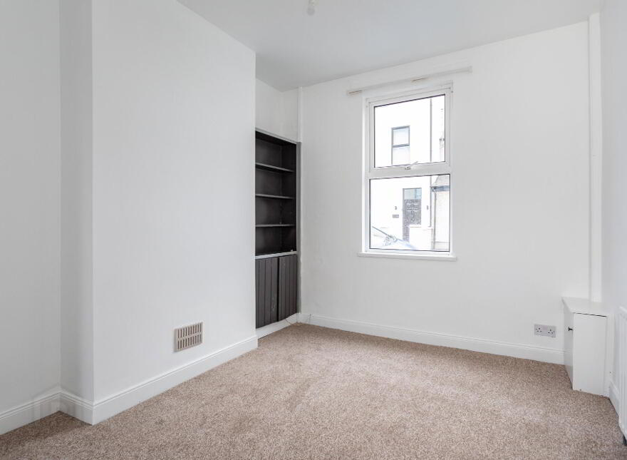 Victoria Road, Bangor, BT20 5ER