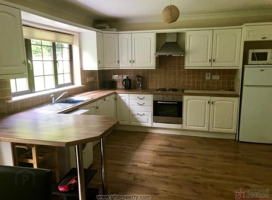 No 8 Clements Court, Lough Rynn Estate, Mohill, N41R123