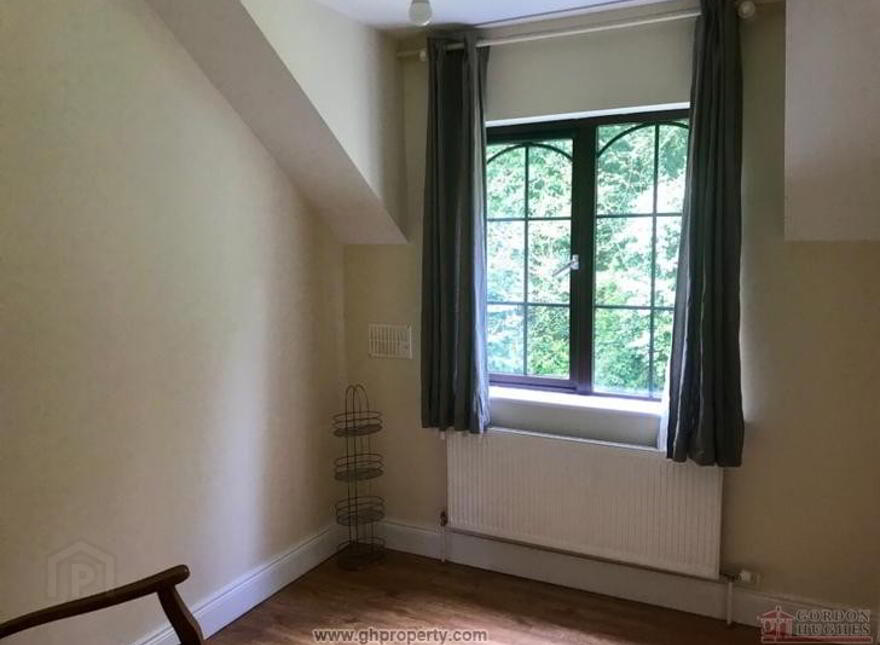 No 8 Clements Court, Lough Rynn Estate, Mohill, N41R123