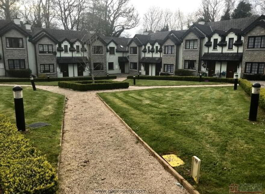 No 8 Clements Court, Lough Rynn Estate, Mohill, N41R123