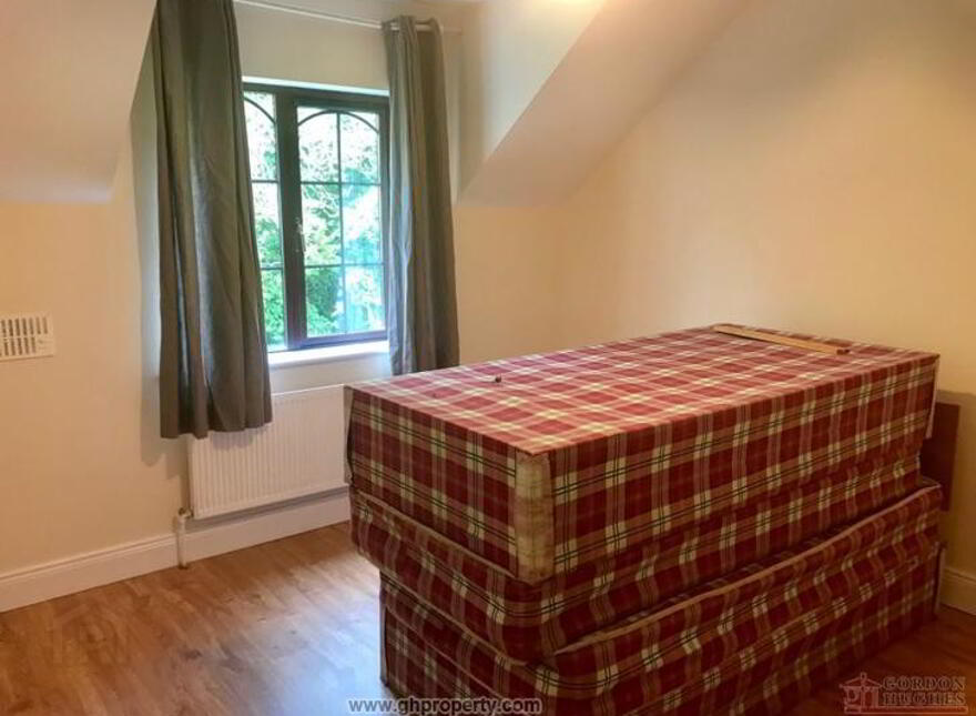 No 8 Clements Court, Lough Rynn Estate, Mohill, N41R123