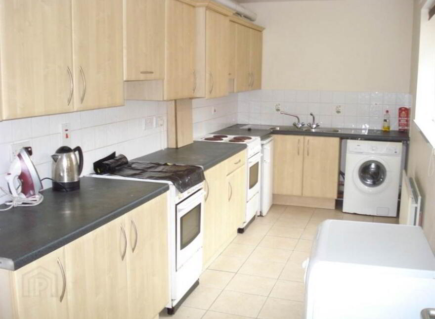 67 Dunluce Avenue, Lisburn Road, Belfast, BT9 7AW